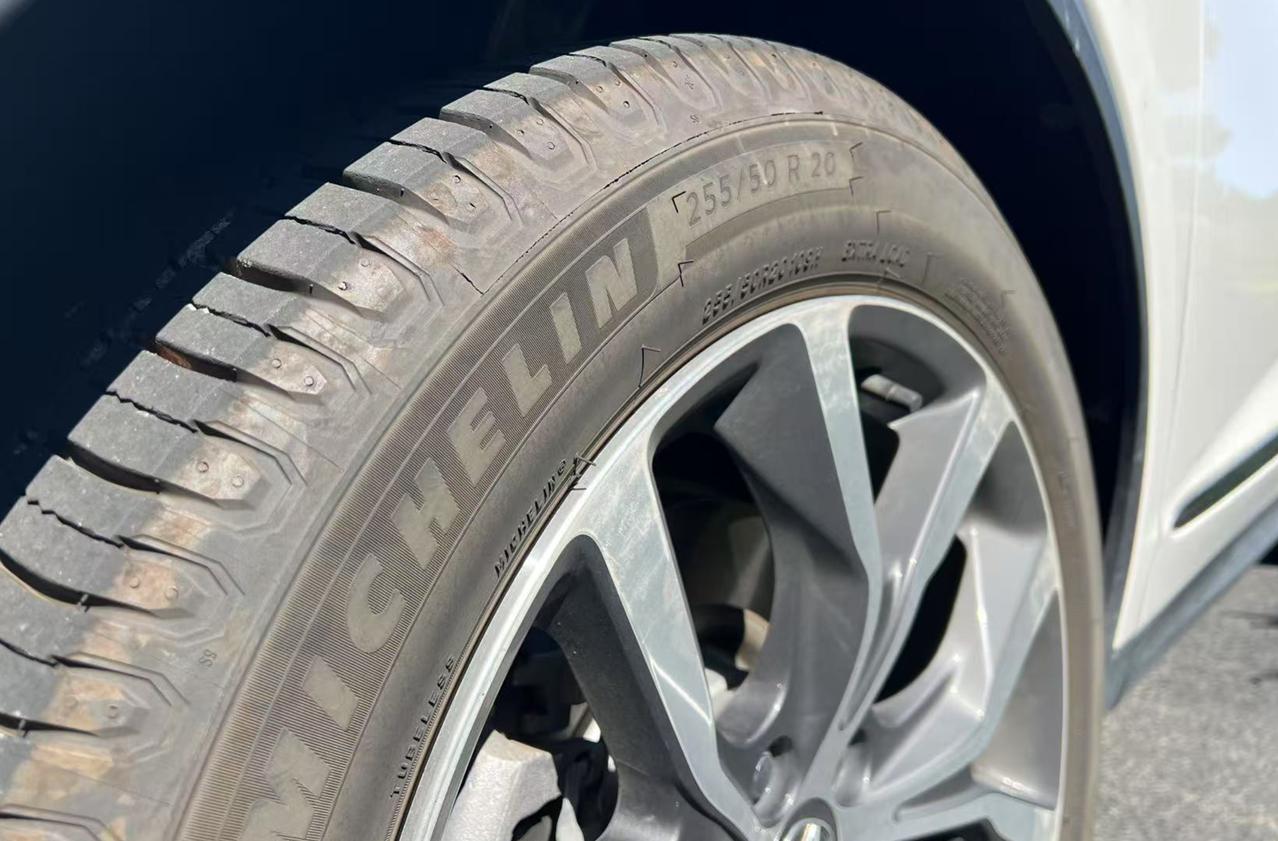 dull-yellow-tires Dull, Yellow Tires